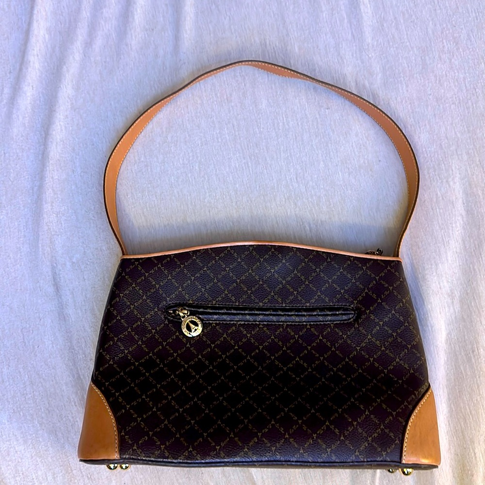 6 pocket purse